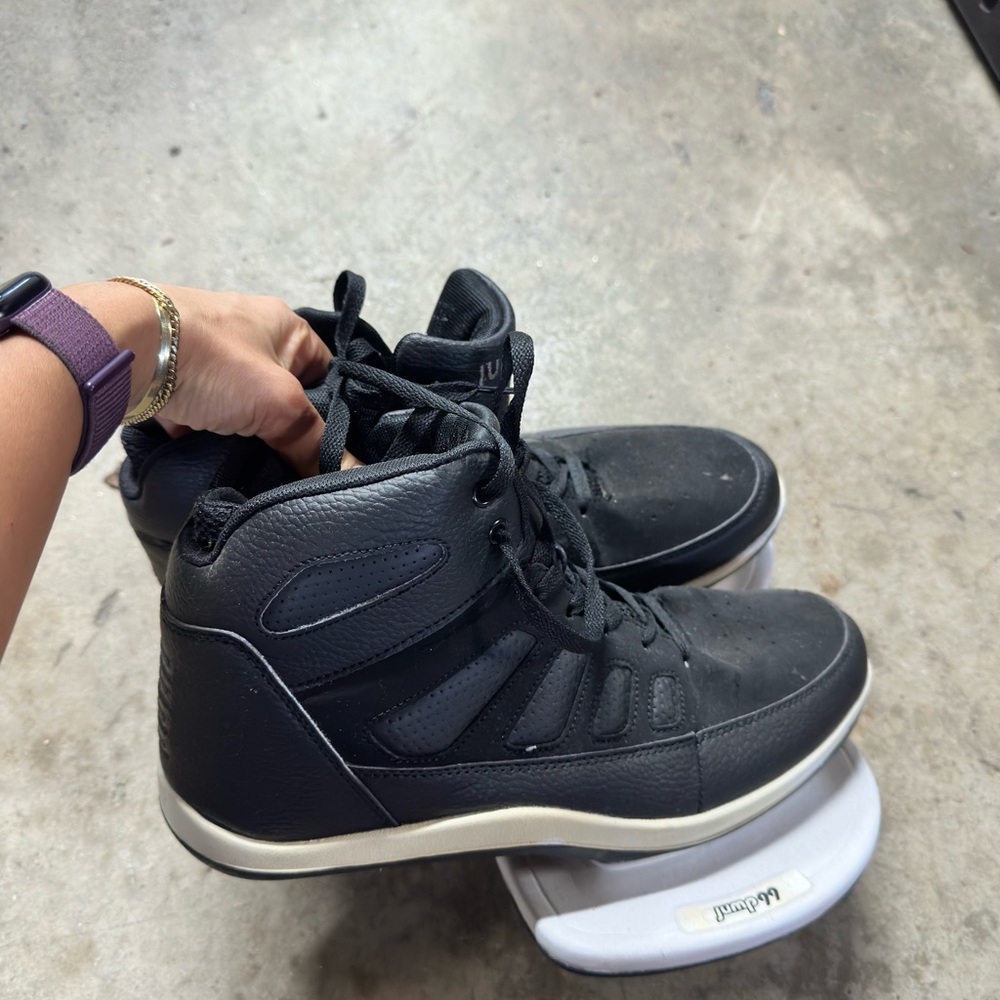 Jump Black Athletic High-Top Sneakers